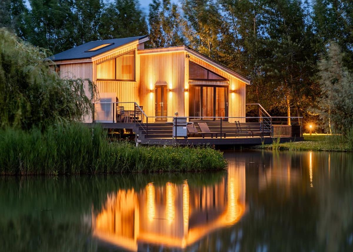 Woad Mill Lakeside Lodges Boston Dış mekan fotoğraf
